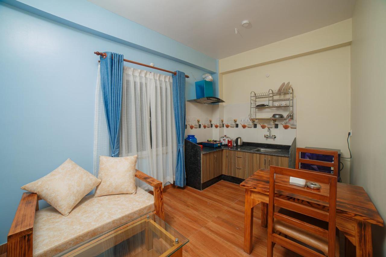 Lotus Apartment Pokhara Zewnętrze zdjęcie